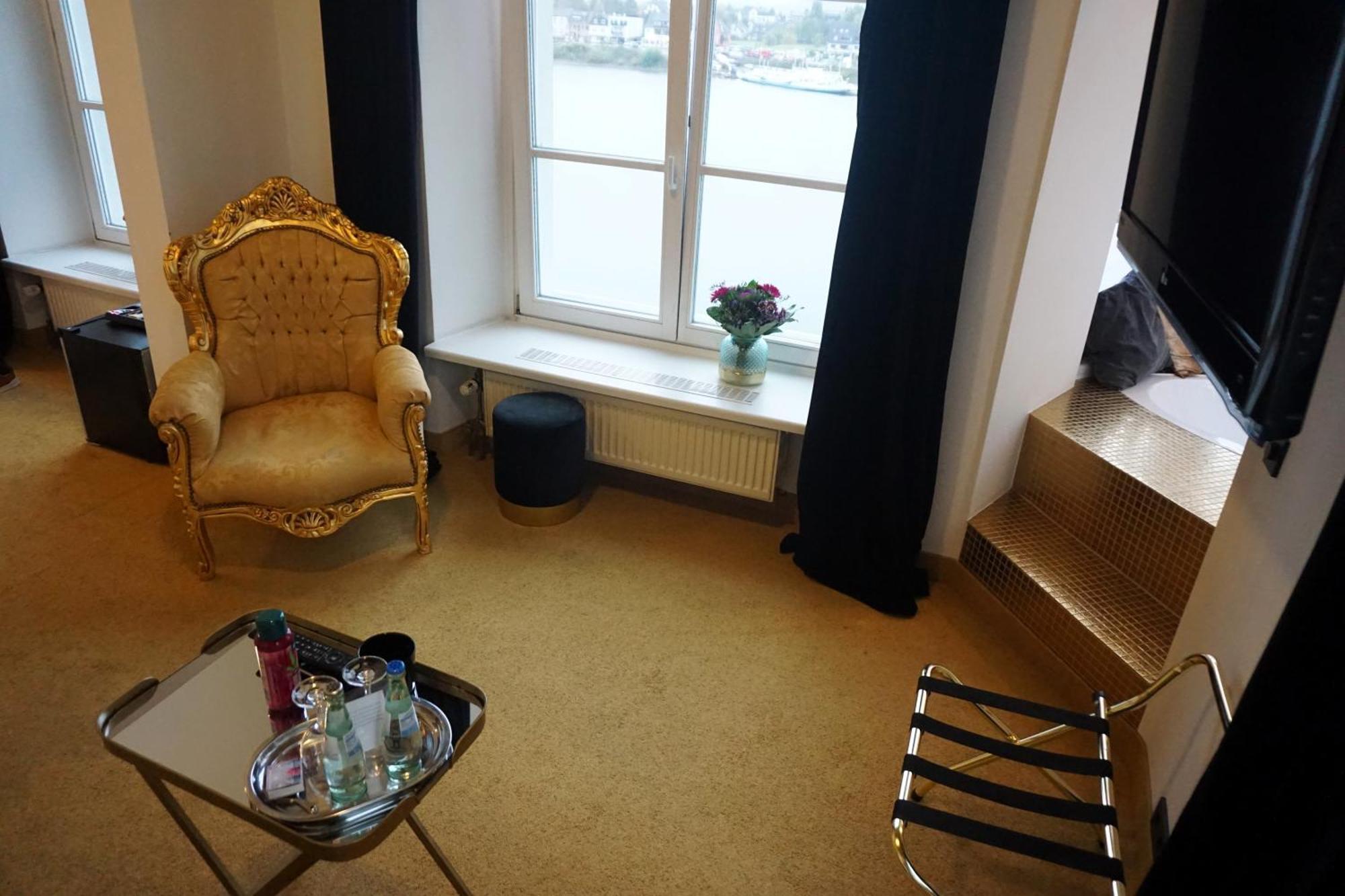 Hotel Bucheneck Linz am Rhein Exteriör bild